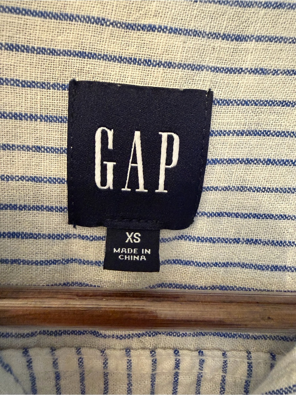 Gap Blue & White Striped Linen Blend Button-Up Shirt Women’s XS - Picture 3 of 4